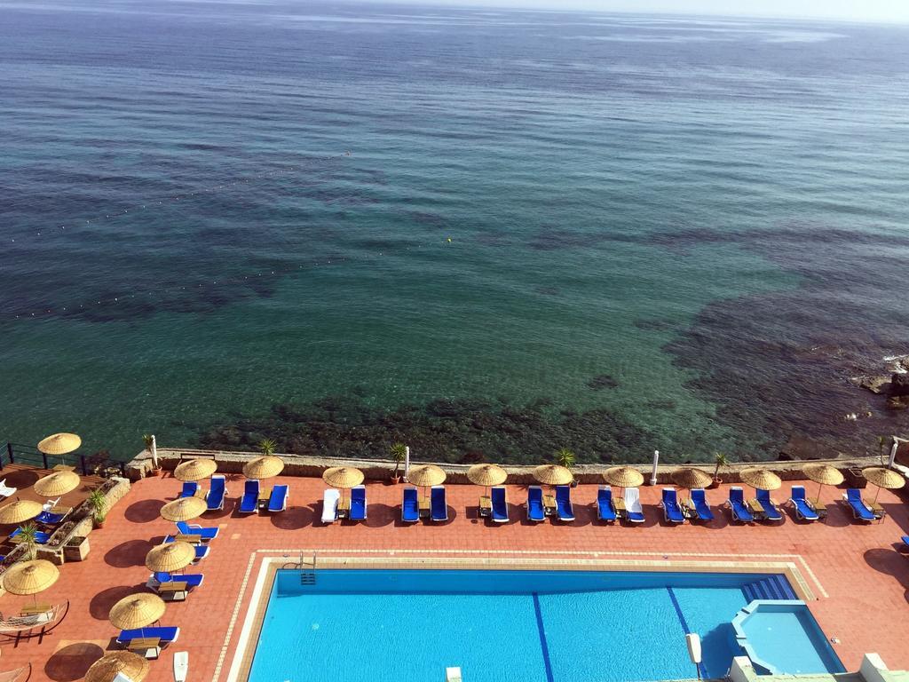 קיירניה Manolya Hotel מראה חיצוני תמונה